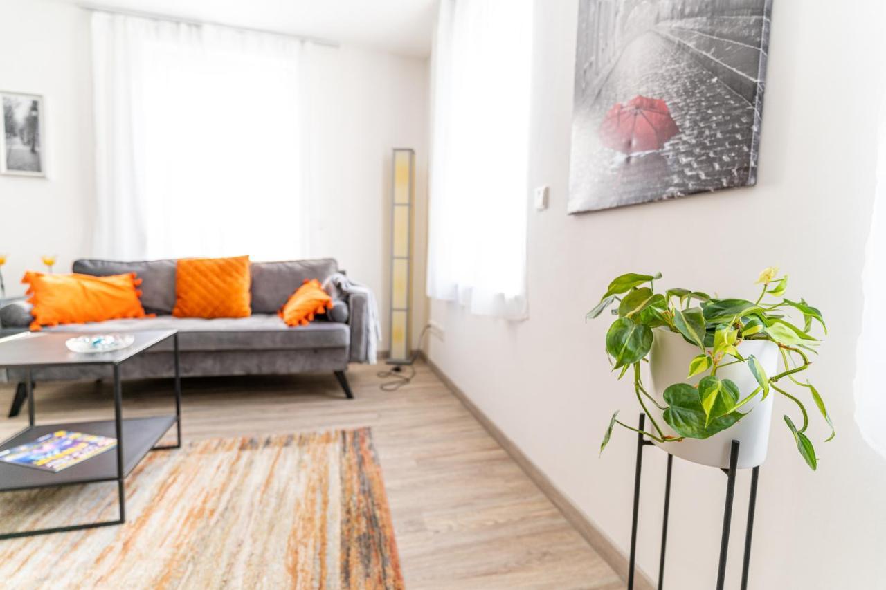 Tagblatts 2-Zimmer Business Apartment Тутлинген Екстериор снимка
